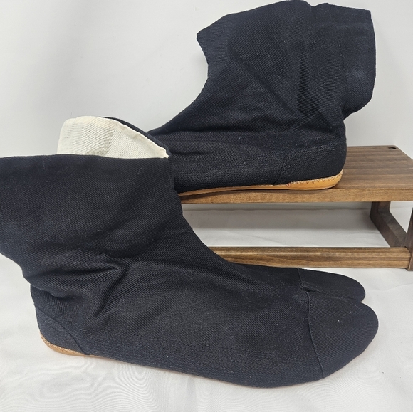 Japanese Tabi Ninja Split Toe Low Top Shoes Men 12.5 - Picture 1 of 6
